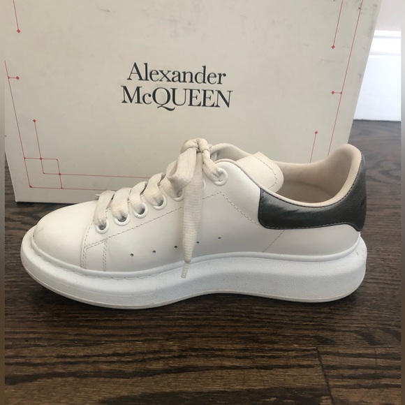 Alexander McQueen sneakers - Picture 5 of 11